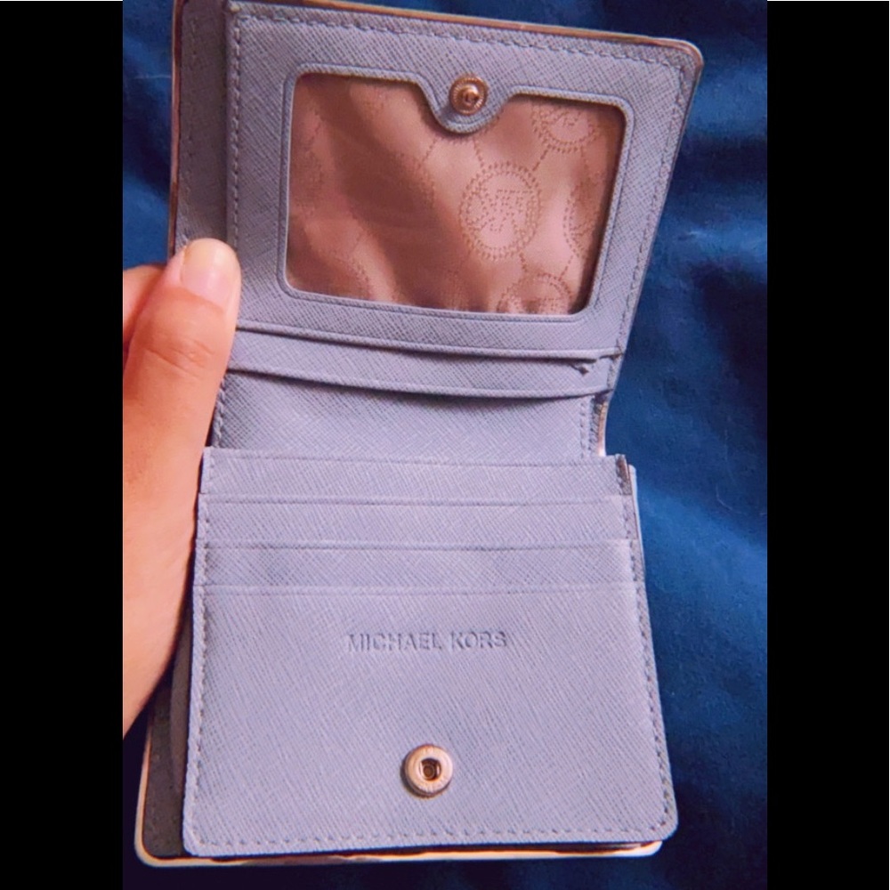 Michael Kors dusty blue mini wallet - Picture 4 of 5